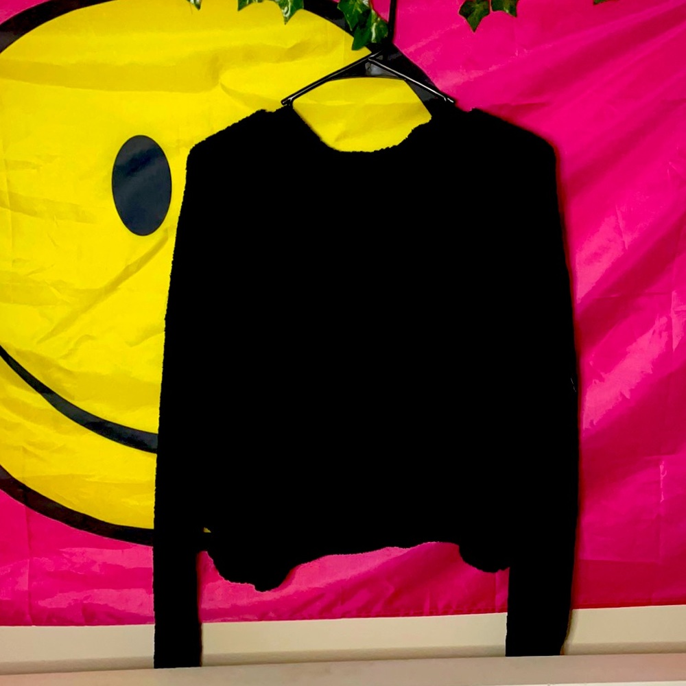 The brand double zero.                      Size women’s medium